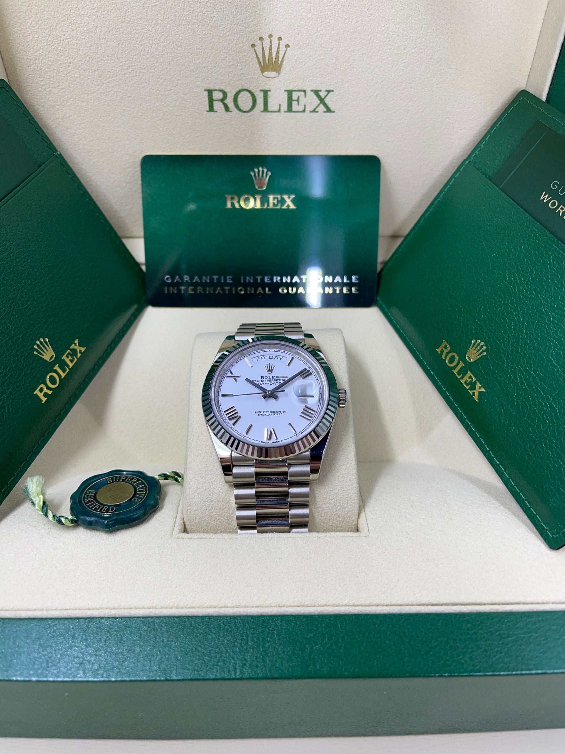 Rolex Day-Date 40MM Or Blanc Et Cadran Blanc President Ceinture