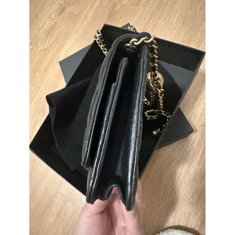 CHANEL
Sac bandoulière Wallet on Chain Chanel  Noir