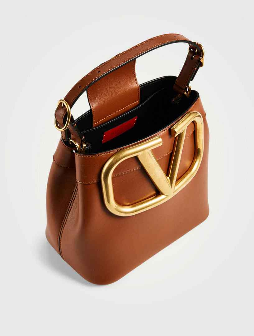 VALENTINO GARAVANI
Sac seau SUPERVEE en cuir