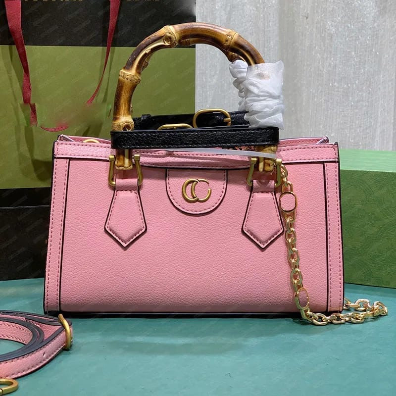 GUCCI DIANA SMALL SHOULDER BAG