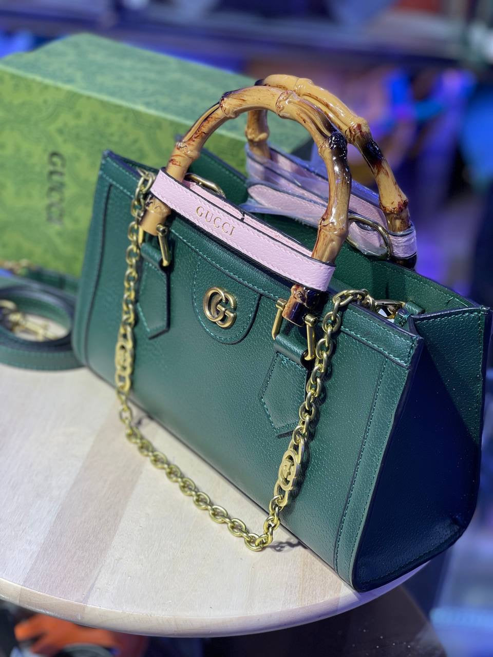 GUCCI DIANA SMALL SHOULDER BAG