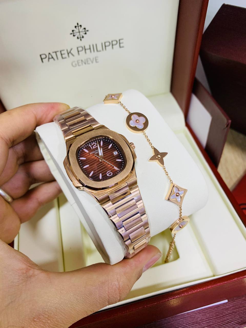 Montre Patek Rose Gold Fond Marron Pour Femme