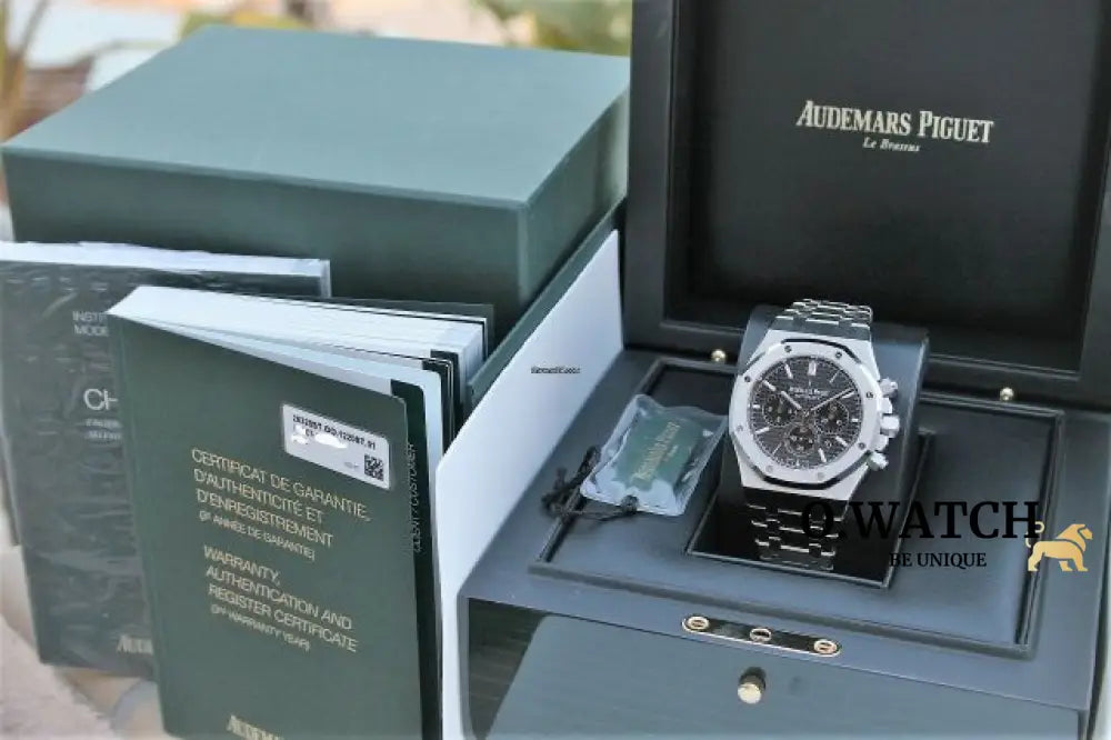 Audemars Piguet Royal Oak 41Mm Chronograph Black Dial Montre